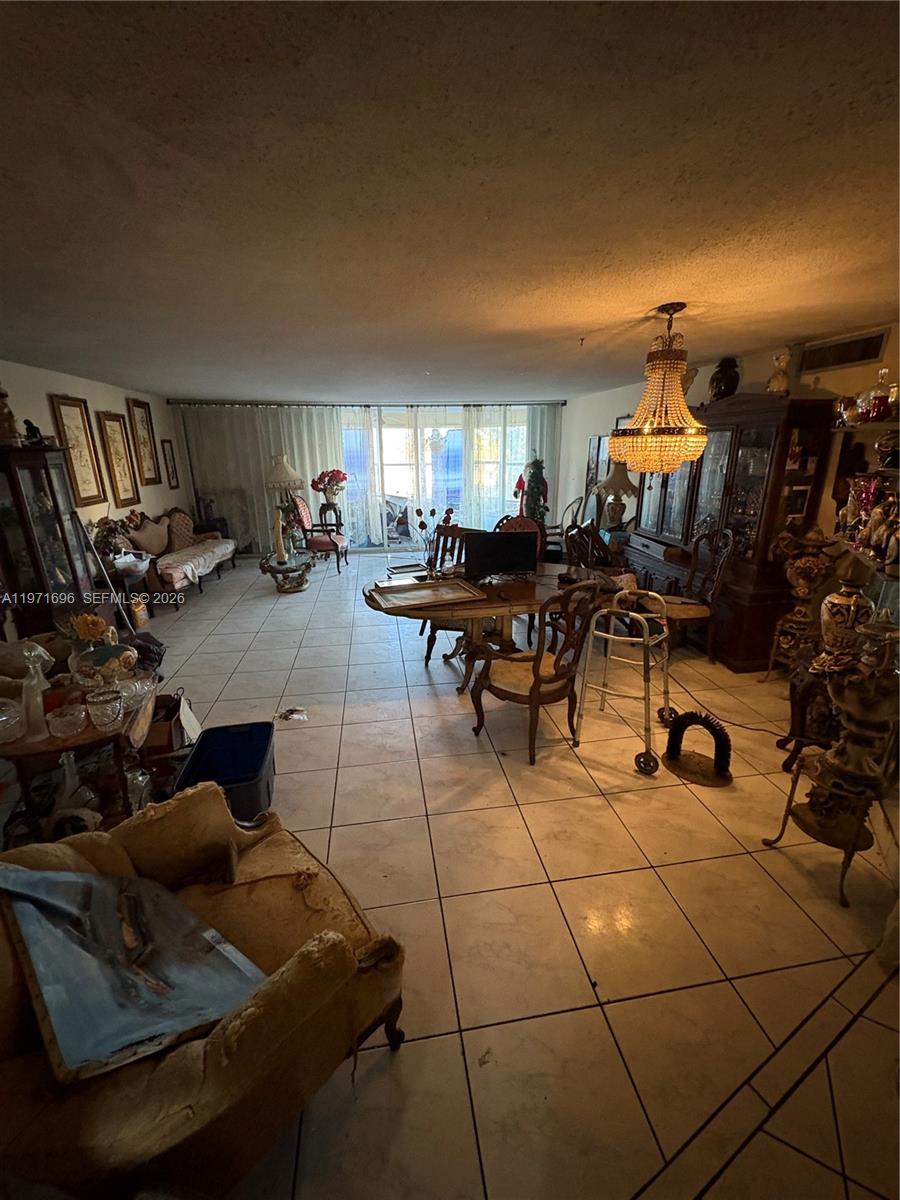 Ver detalles D204 2 / 2 1789 sq. ft. $ 2026-02-24 0 foto