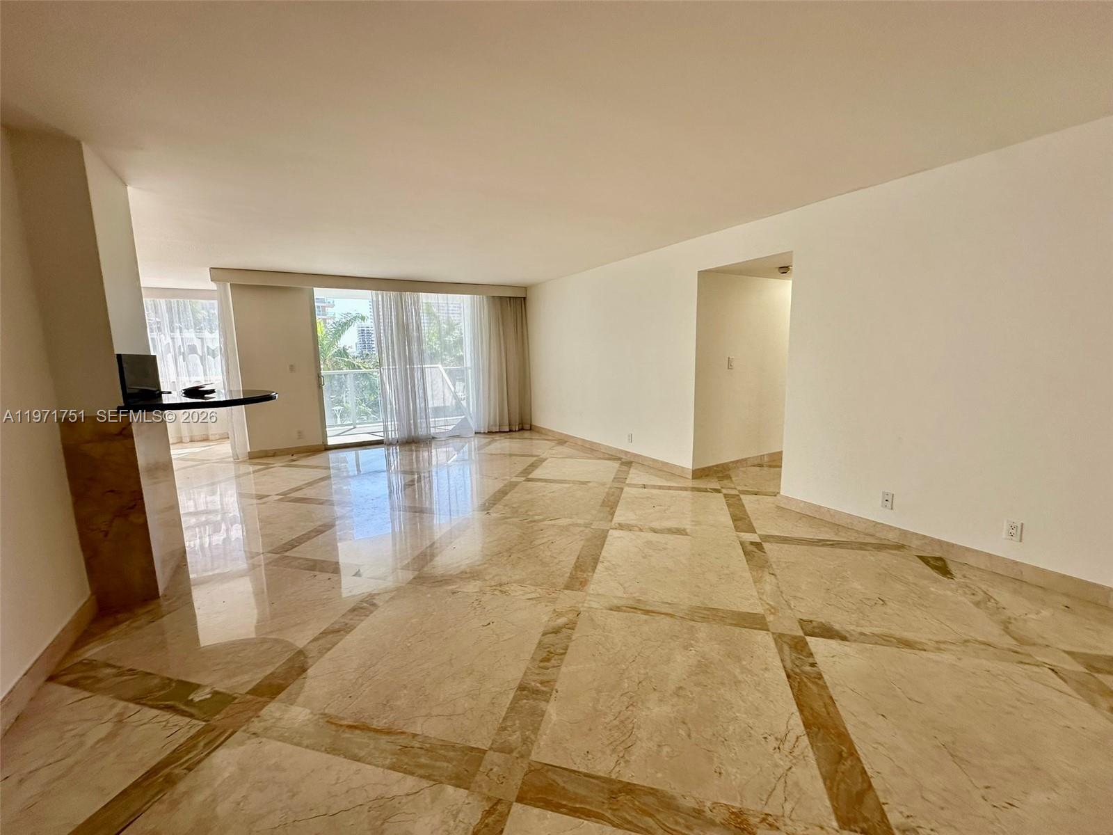Photo of 1880 Ocean Dr #402, Hallandale Beach, Florida, 33009 -