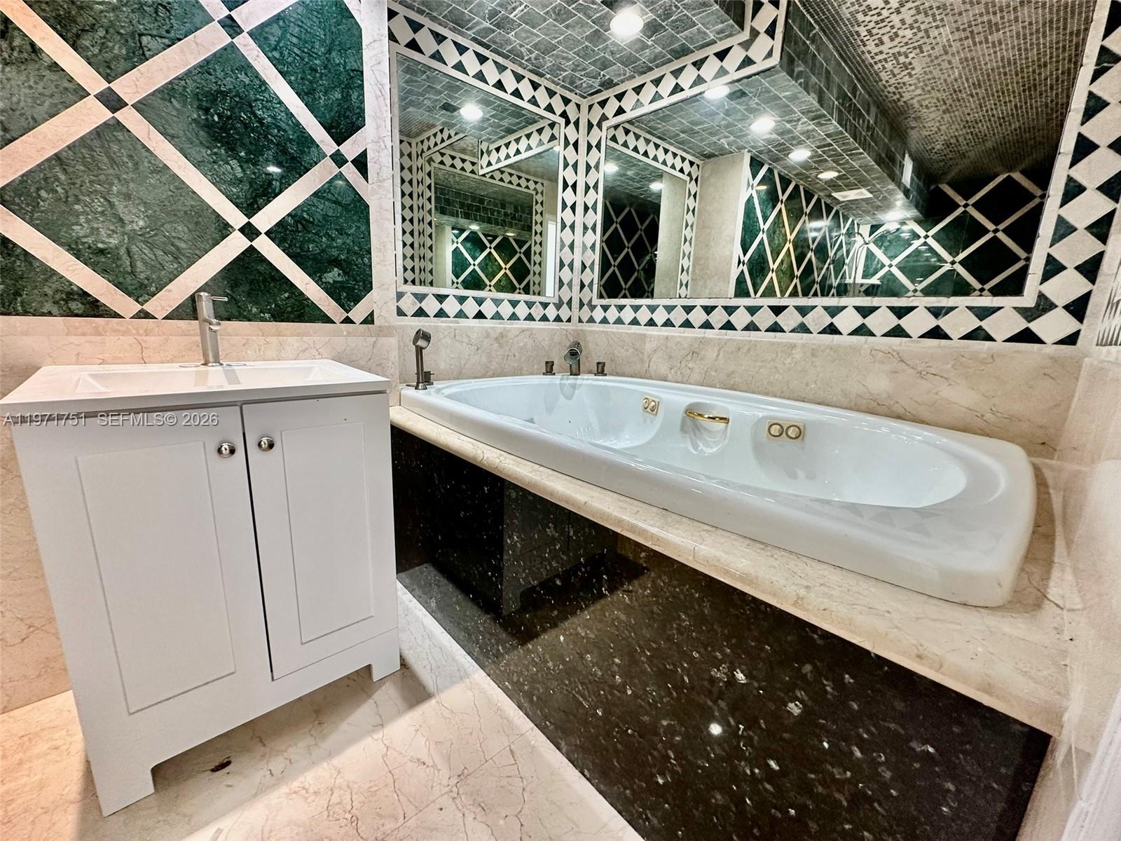 Photo of 1880 Ocean Dr #402, Hallandale Beach, Florida, 33009 -