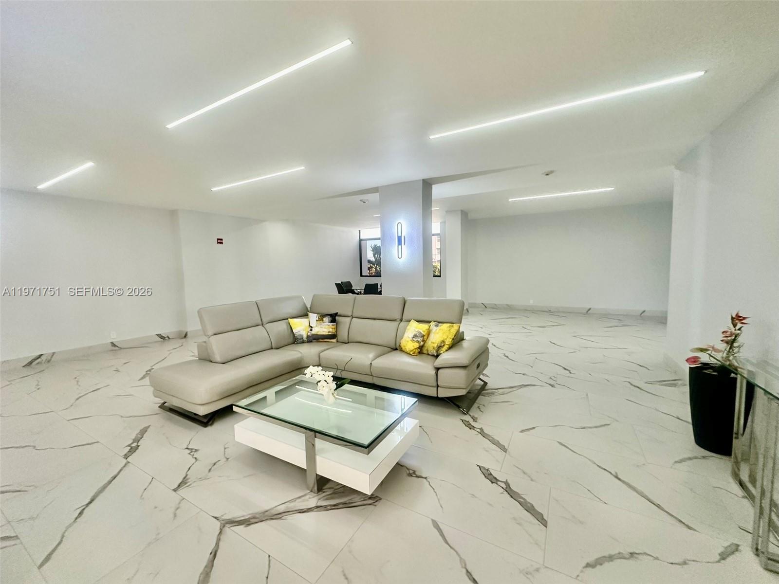 Photo of 1880 Ocean Dr #402, Hallandale Beach, Florida, 33009 -