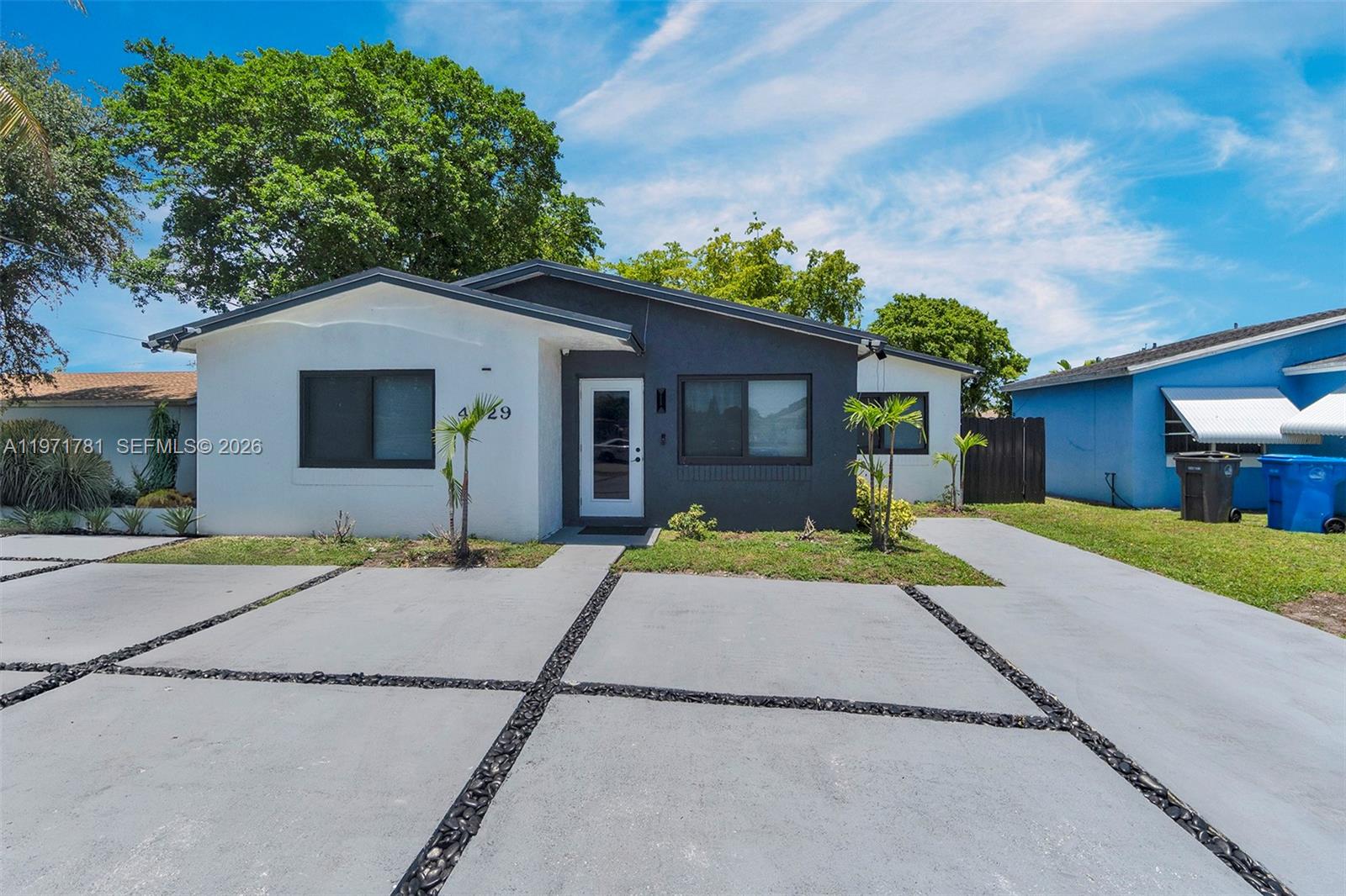 4029 3 / 2  sq. ft. $ 2026-02-25 0 Photo