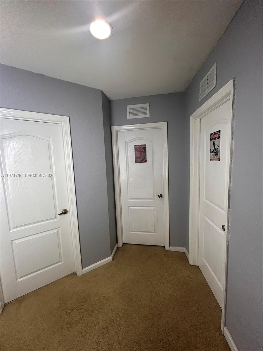 13950 3 / 3 1580 sq. ft. $ 2026-02-25 0 Photo