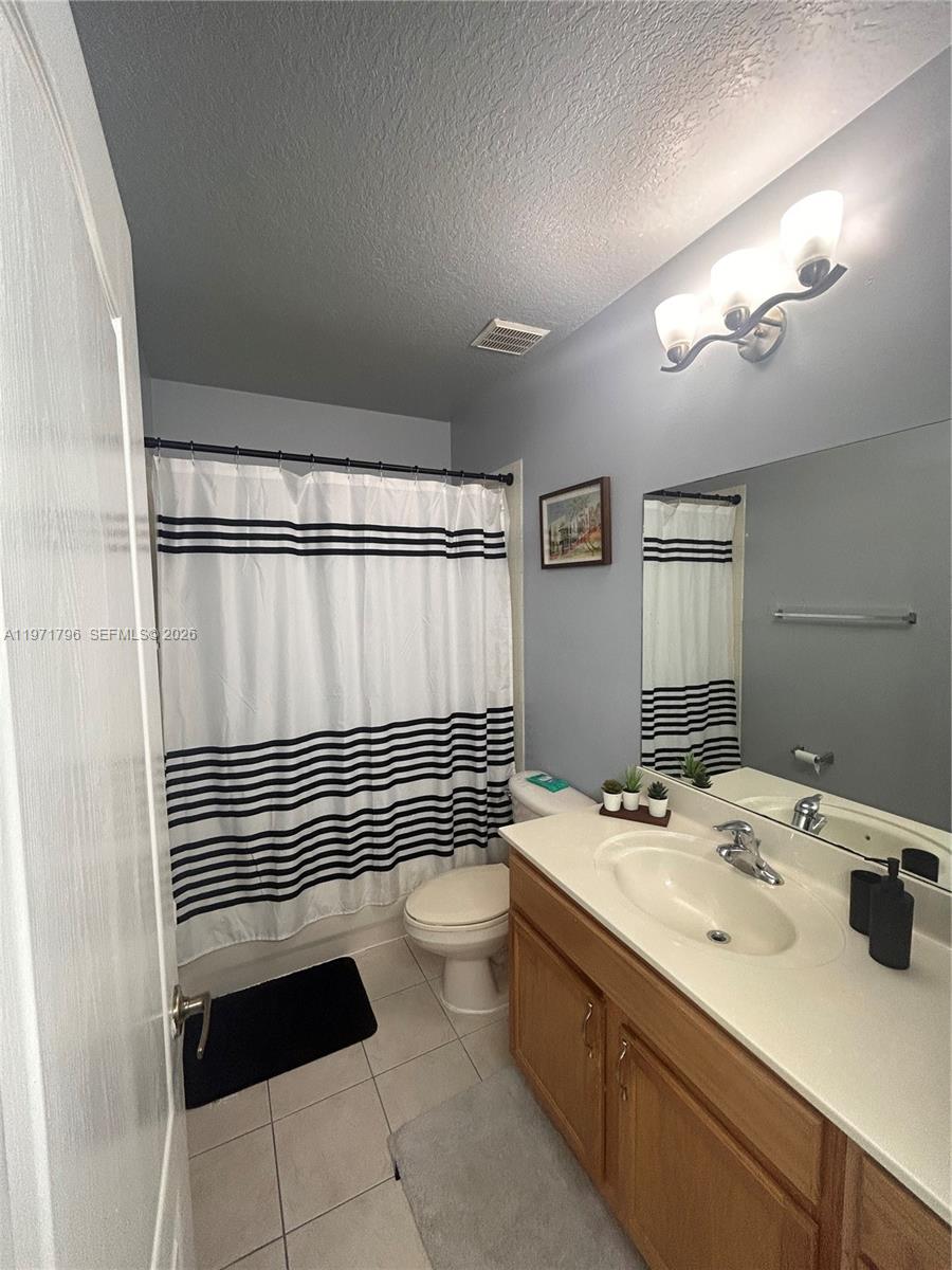 13950 3 / 3 1580 sq. ft. $ 2026-02-25 0 Photo