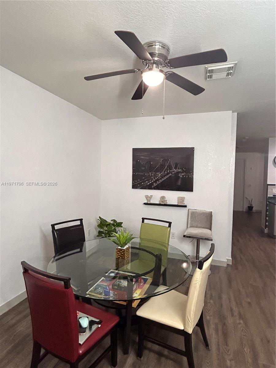 See details 13950 3 / 3 1580 sq. ft. $ 2026-02-25 0 Photo