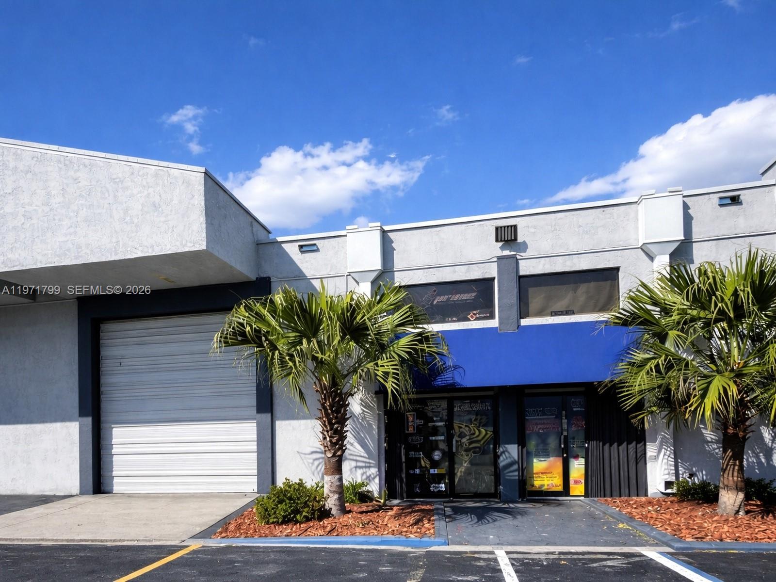 5505  /   кв.футов $ 2026-02-25 0 Фото