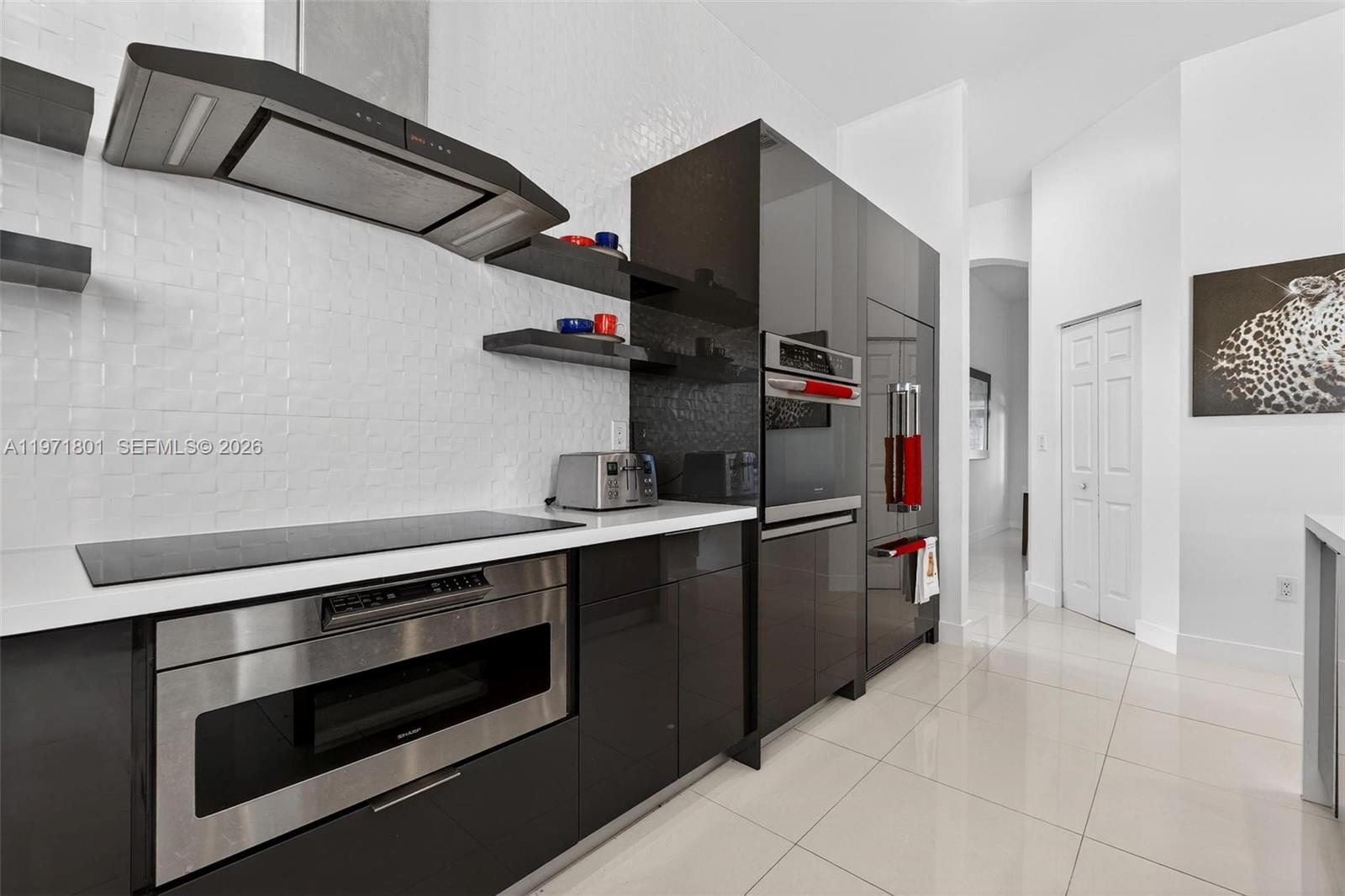 Подробнее 16422 4 / 2 2061 кв.футов $ 2026-02-25 0 Фото