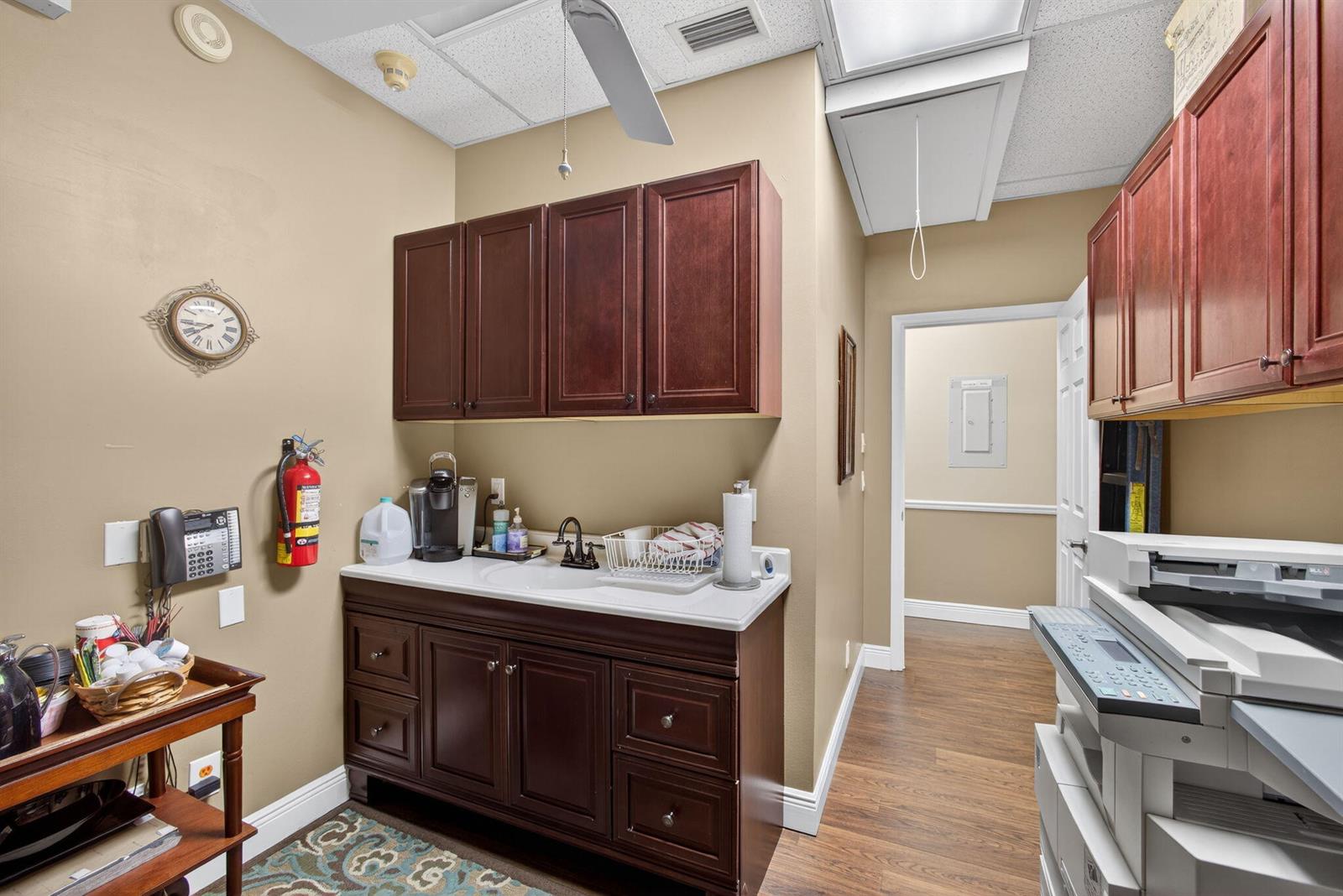 Ver detalles 111 / 1 sq. ft. $ 2026-06-17 0 foto
