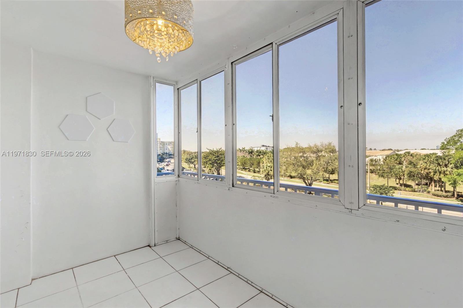 406 1 / 2 844 sq. ft. $ 2026-02-25 0 foto