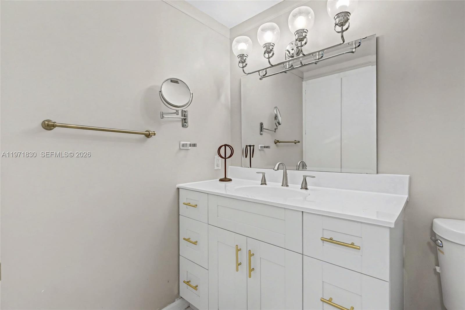 406 1 / 2 844 sq. ft. $ 2026-02-25 0 foto