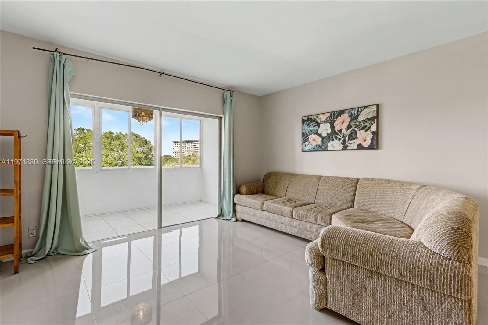 406 1 / 2 844 sq. ft. $ 2026-02-25 0 foto