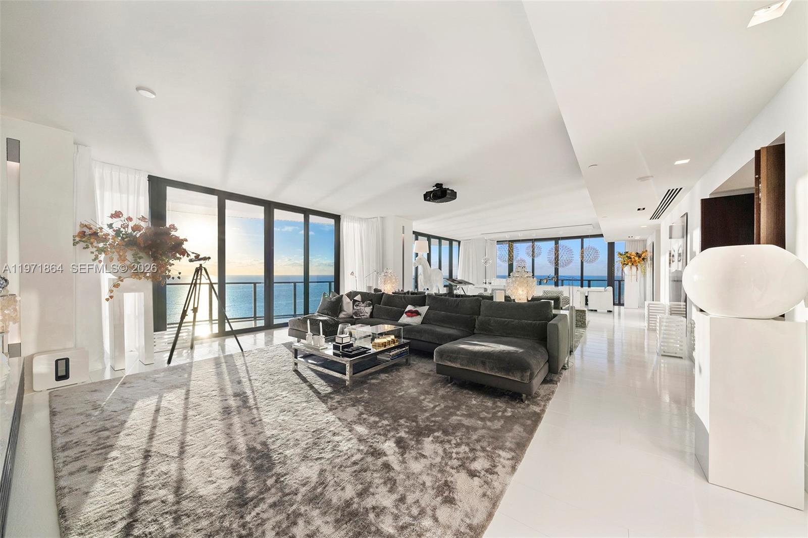 30 4 / 6 4992 sq. ft. $ 2026-02-25 0 Photo