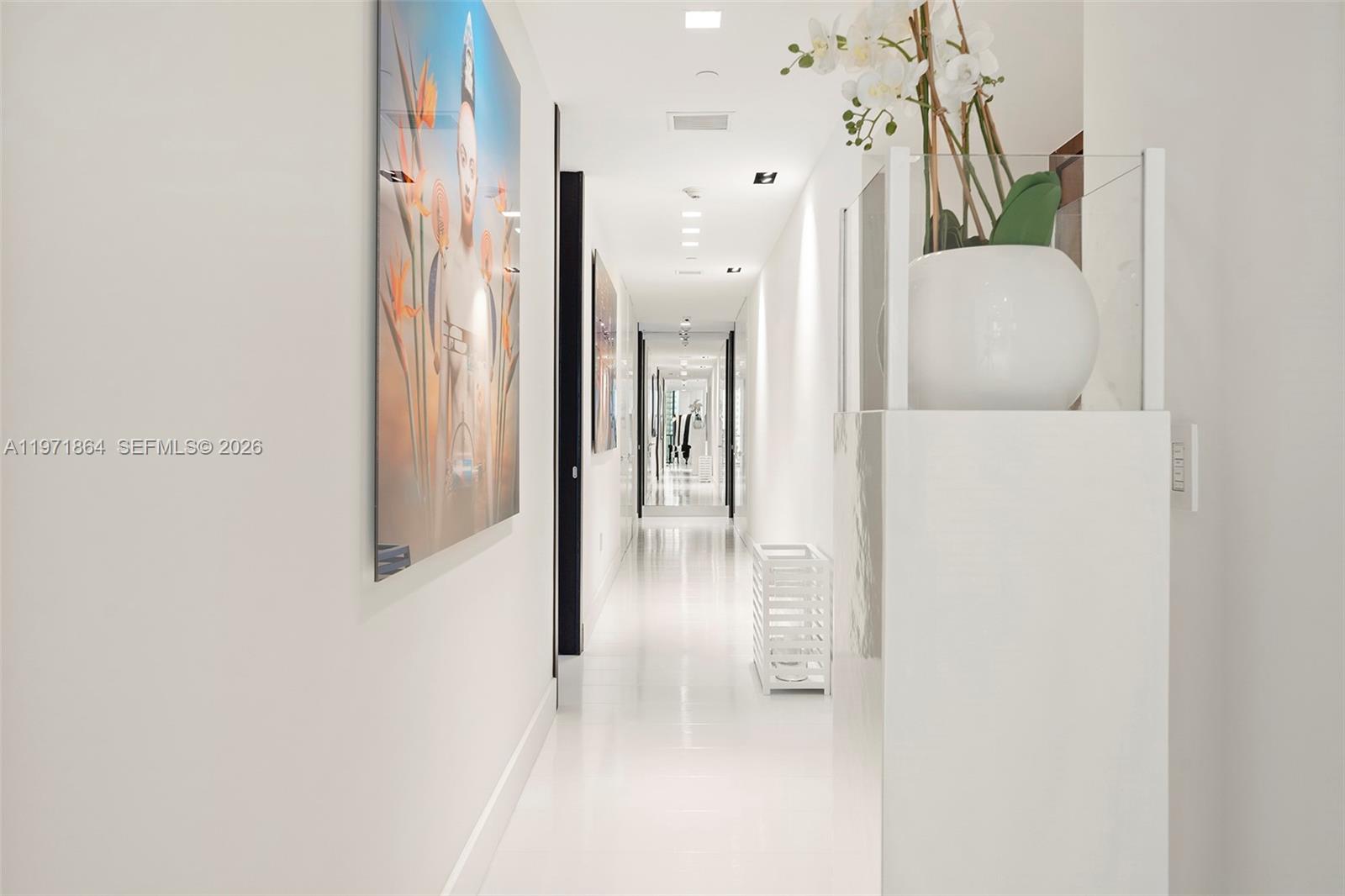 30 4 / 6 4992 sq. ft. $ 2026-02-25 0 Photo