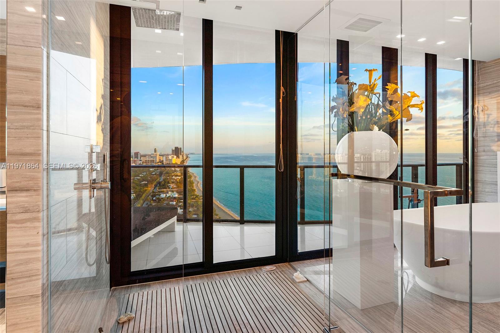 30 4 / 6 4992 sq. ft. $ 2026-02-25 0 Photo