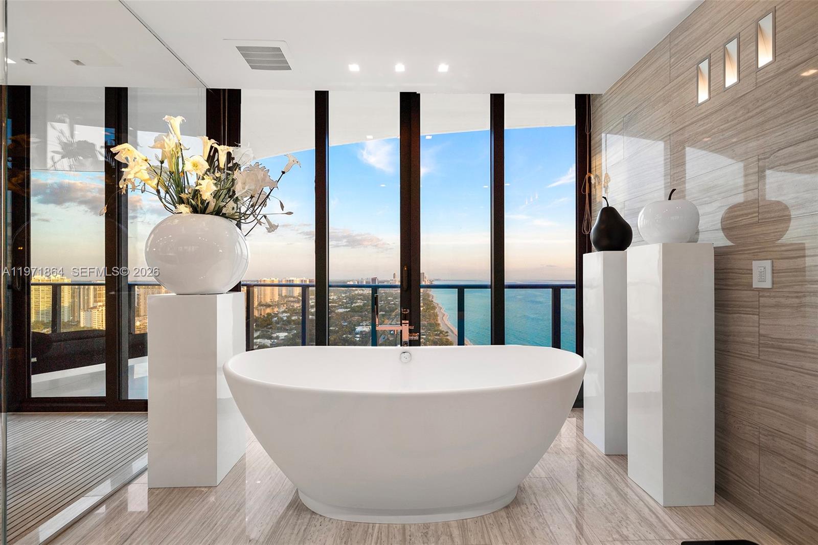 30 4 / 6 4992 sq. ft. $ 2026-02-25 0 Photo