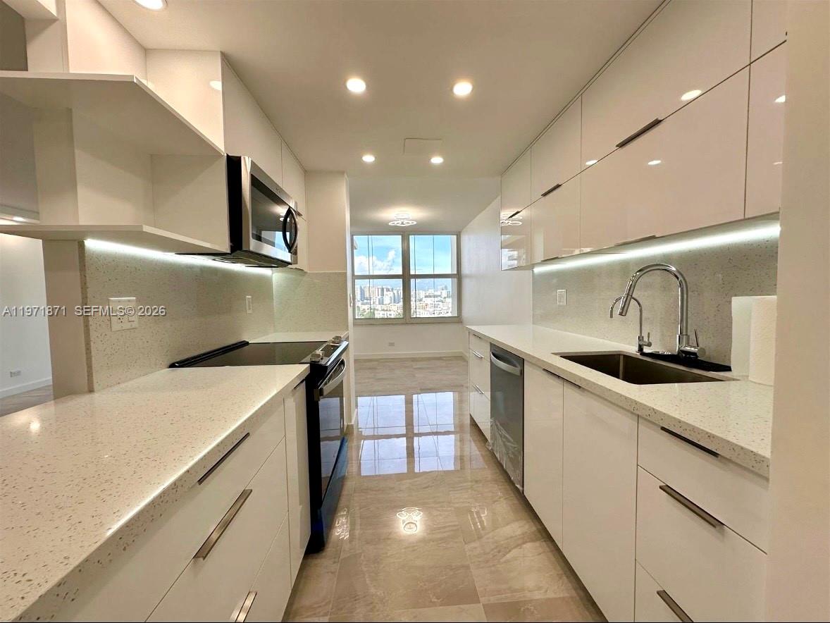 Ver detalles 1505 1 / 2 938 sq. ft. $ 2026-02-25 0 foto