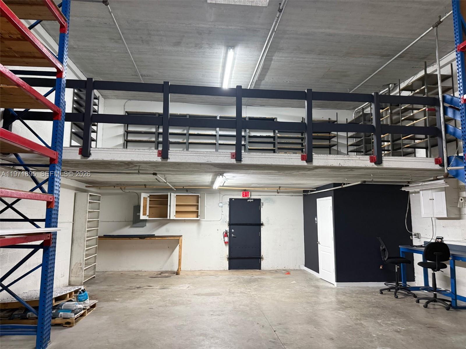 109  /   кв.футов $ 2026-02-25 0 Фото