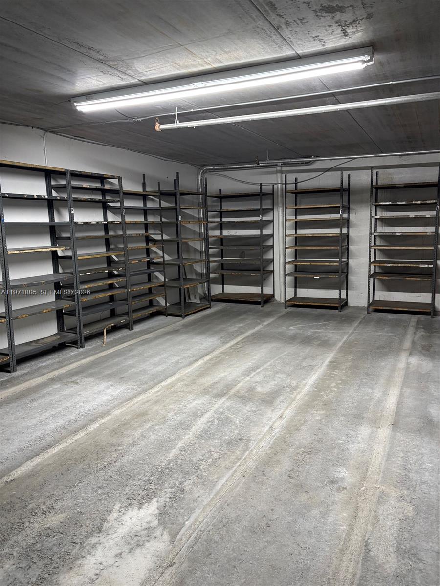 109  /   кв.футов $ 2026-02-25 0 Фото