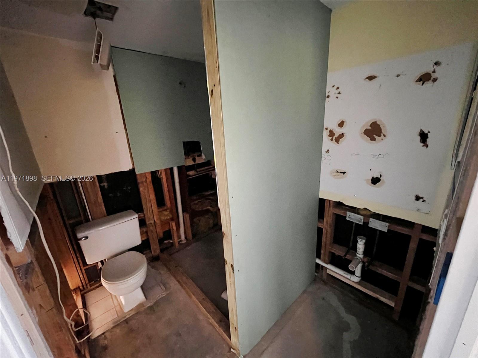 325 1 / 2 1204 sq. ft. $ 2026-02-25 0 foto