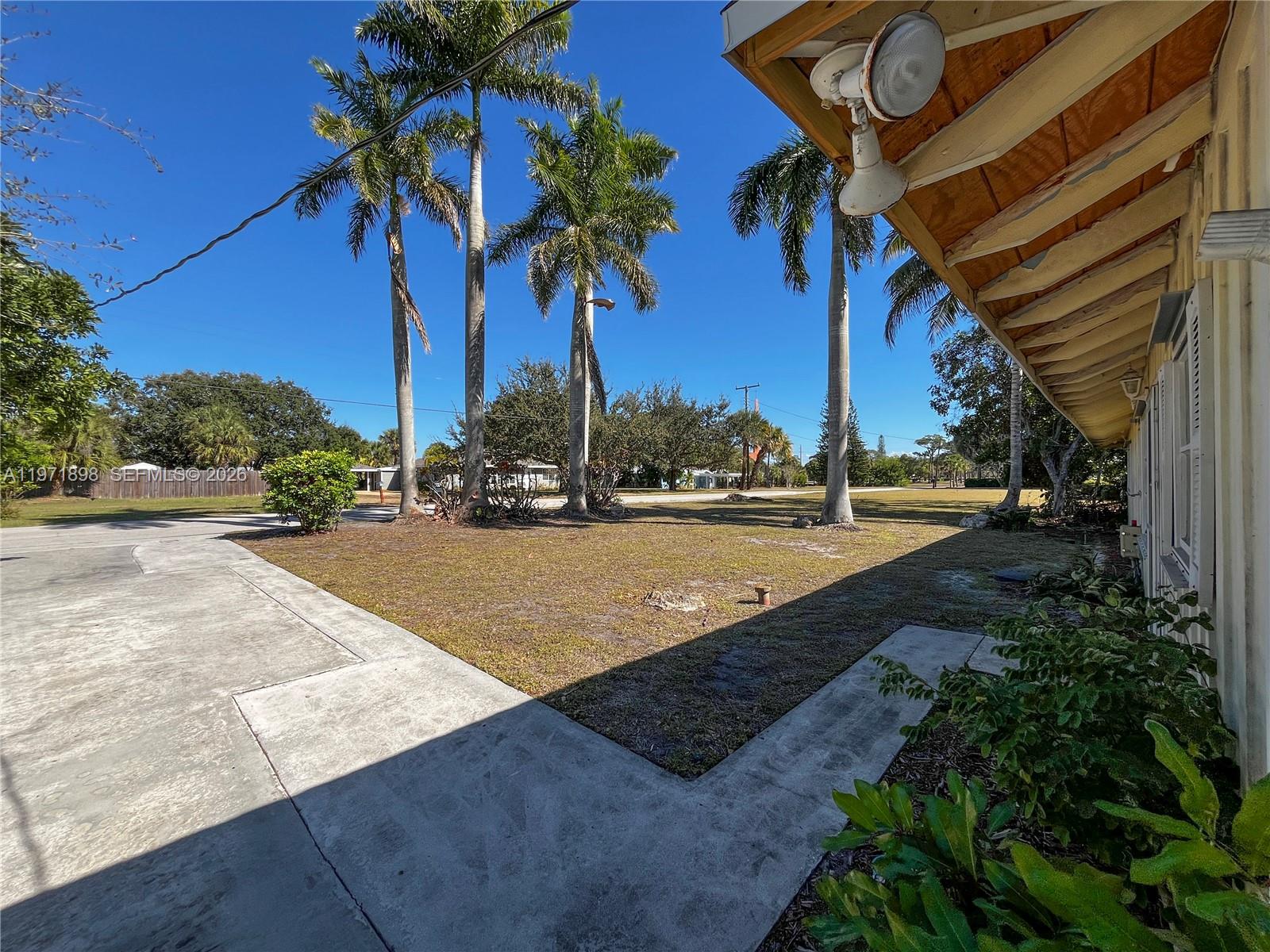 325 1 / 2 1204 sq. ft. $ 2026-02-25 0 foto