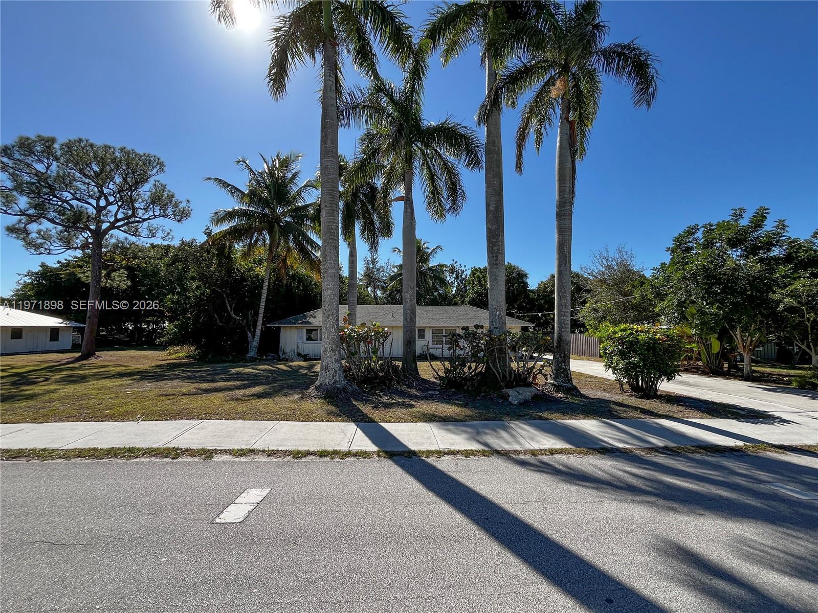 325 1 / 2 1204 sq. ft. $ 2026-02-25 0 foto