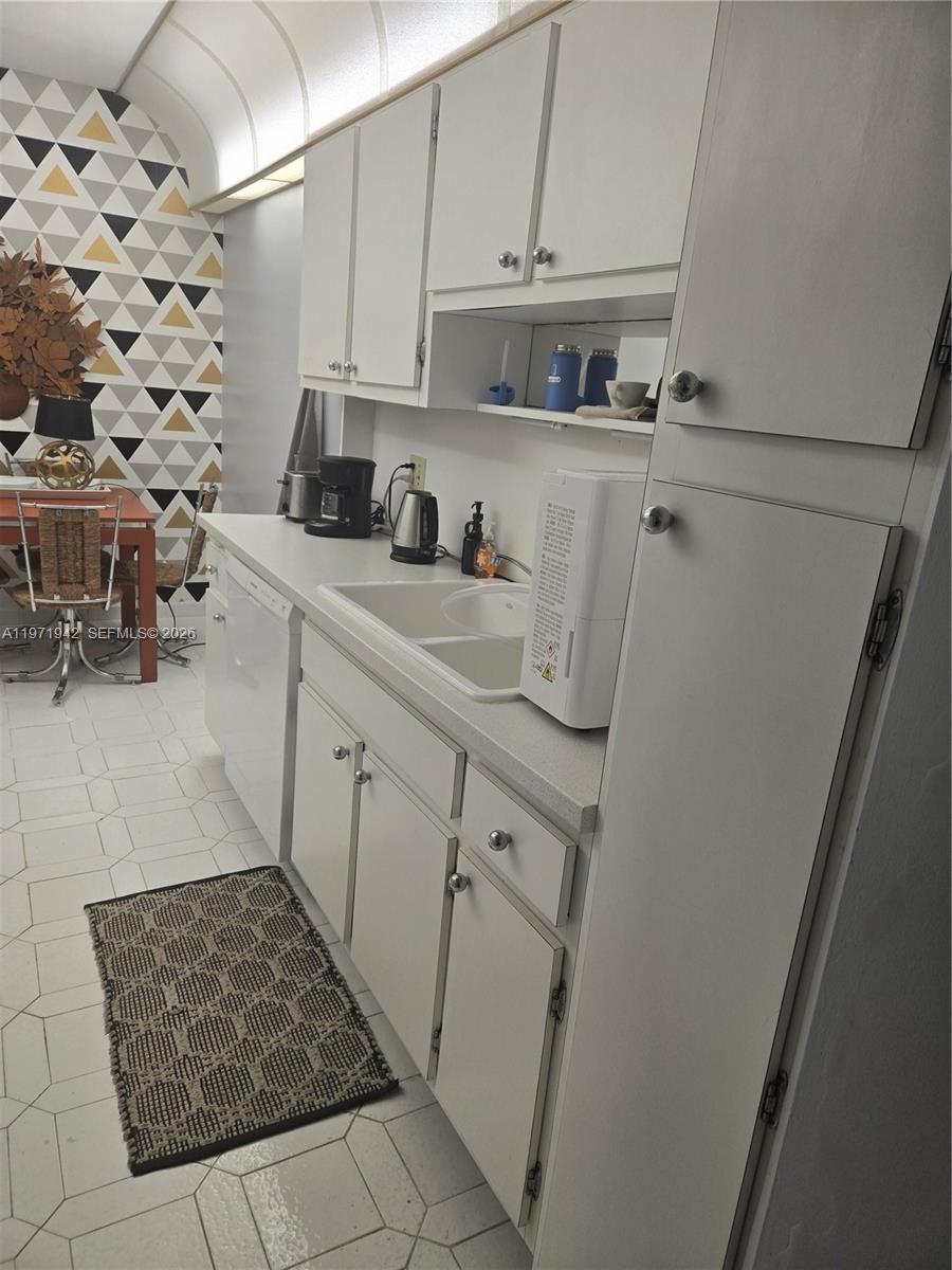 909 1 / 2 844 sq. ft. $ 2026-02-25 0 Photo