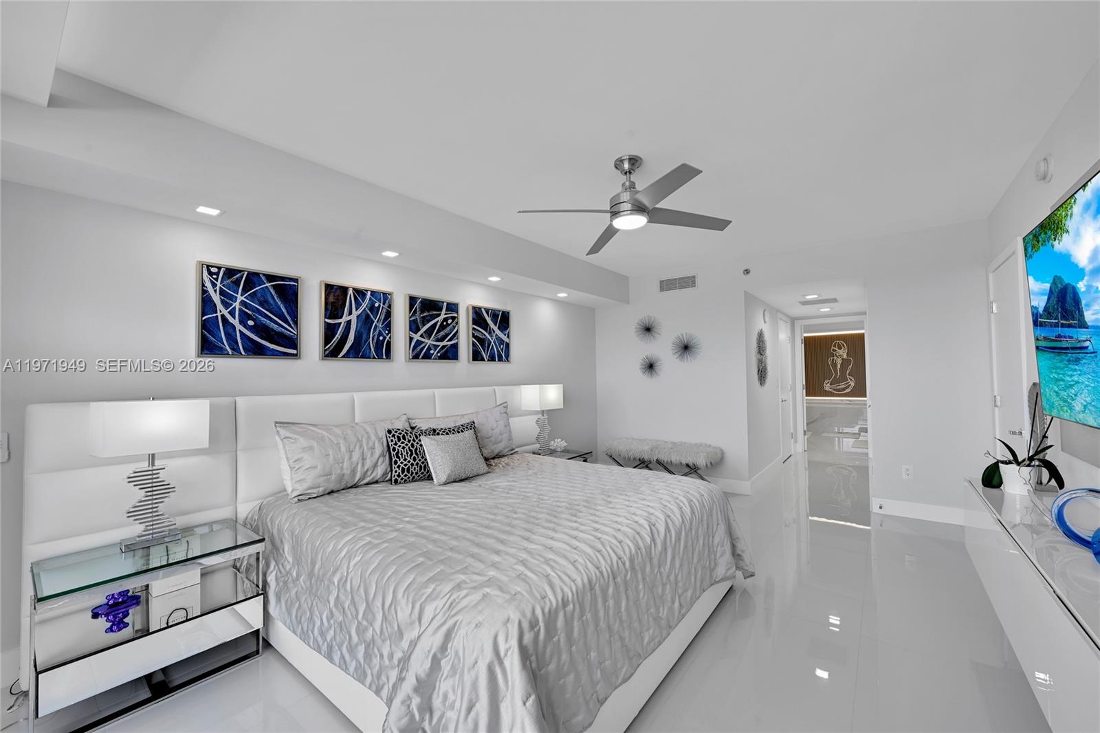 803 3 / 3 1841 sq. ft. $ 2026-02-25 0 foto