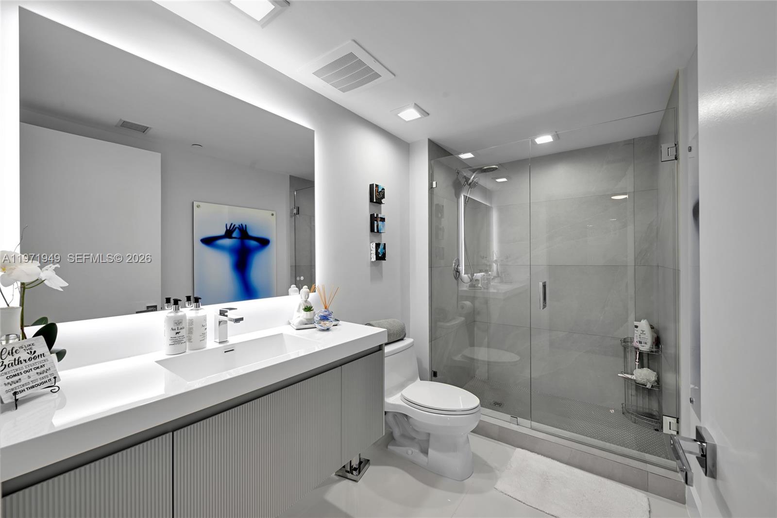803 3 / 3 1841 sq. ft. $ 2026-02-25 0 foto