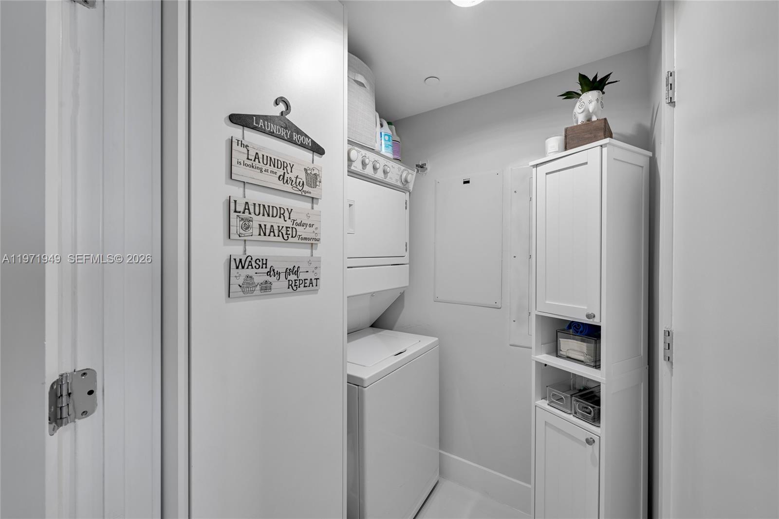 803 3 / 3 1841 sq. ft. $ 2026-02-25 0 foto