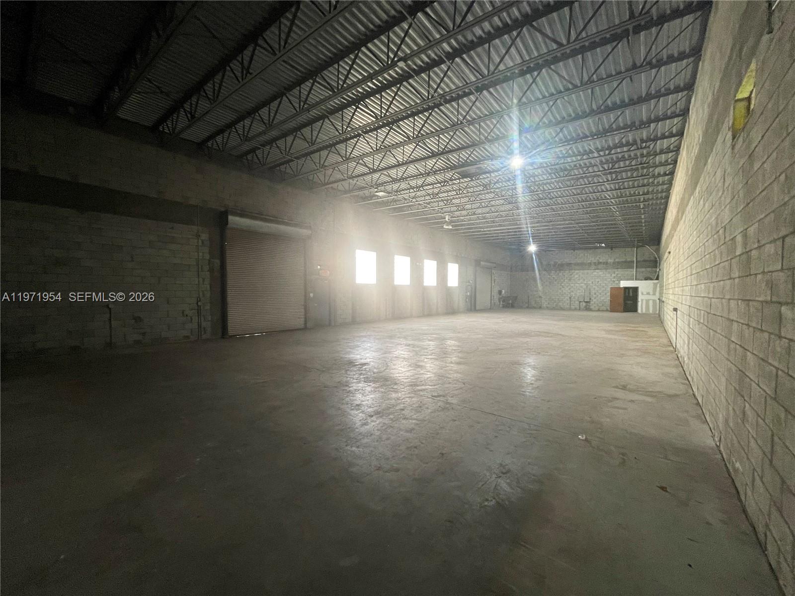   /   sq. ft. $ 2026-02-25 0 foto