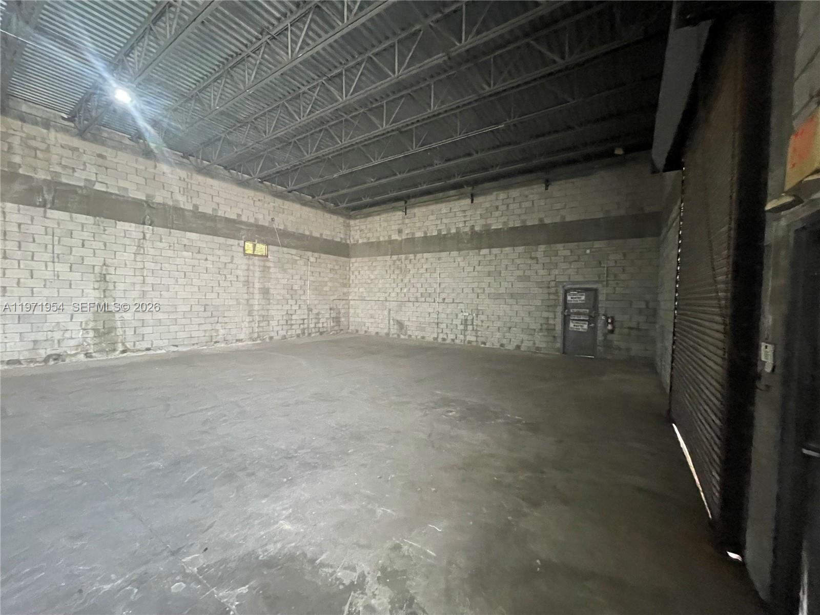   /   sq. ft. $ 2026-02-25 0 foto