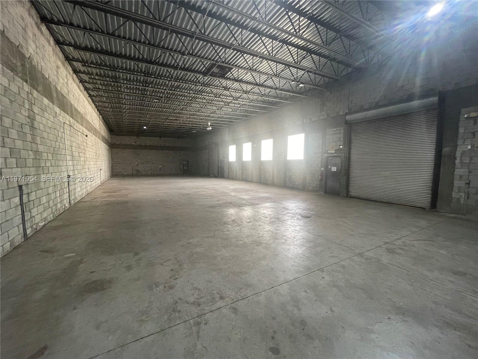   /   sq. ft. $ 2026-02-25 0 foto