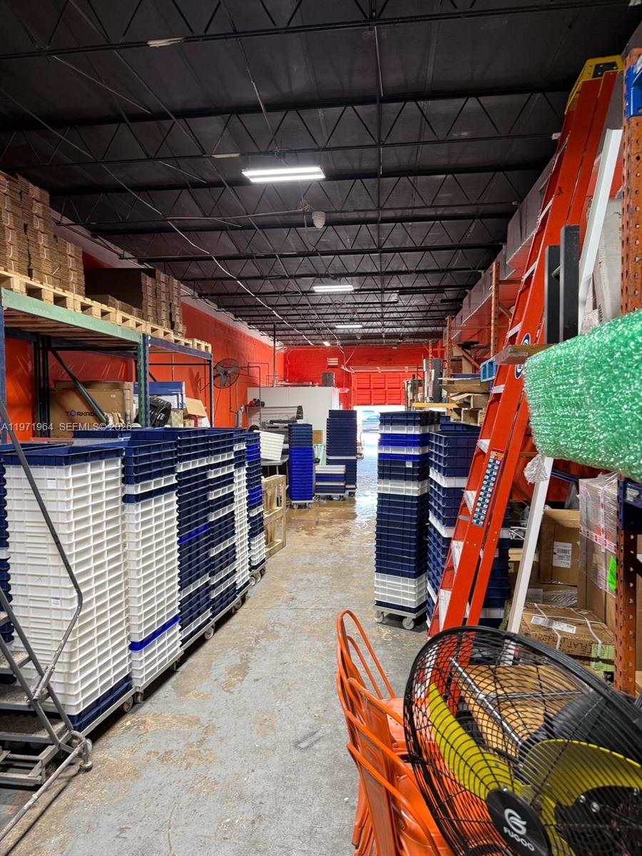 Подробнее 675 / кв.футов $ 2026-02-25 0 Фото