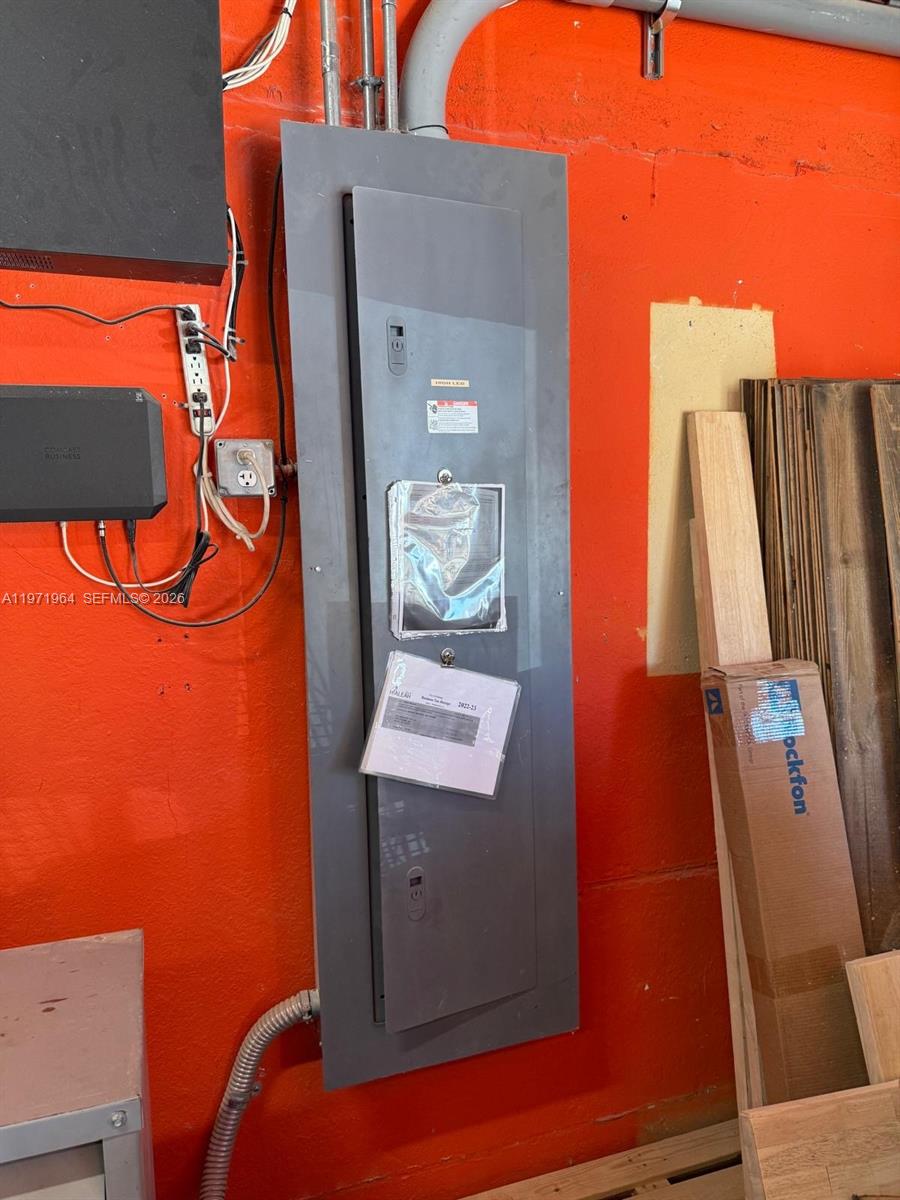 Подробнее 675 / кв.футов $ 2026-02-25 0 Фото