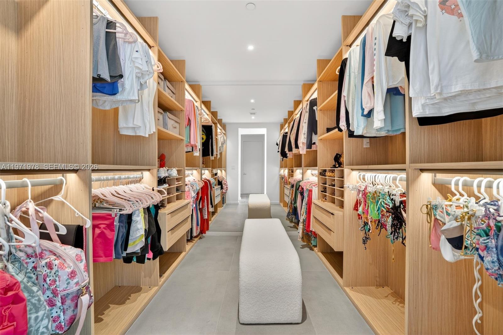 14B 3 / 4 2531 sq. ft. $ 2026-02-25 0 Photo