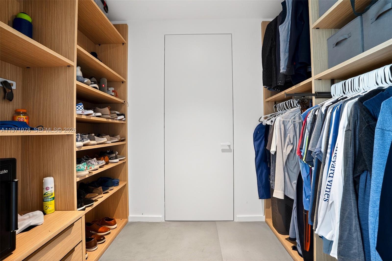 14B 3 / 4 2531 sq. ft. $ 2026-02-25 0 Photo