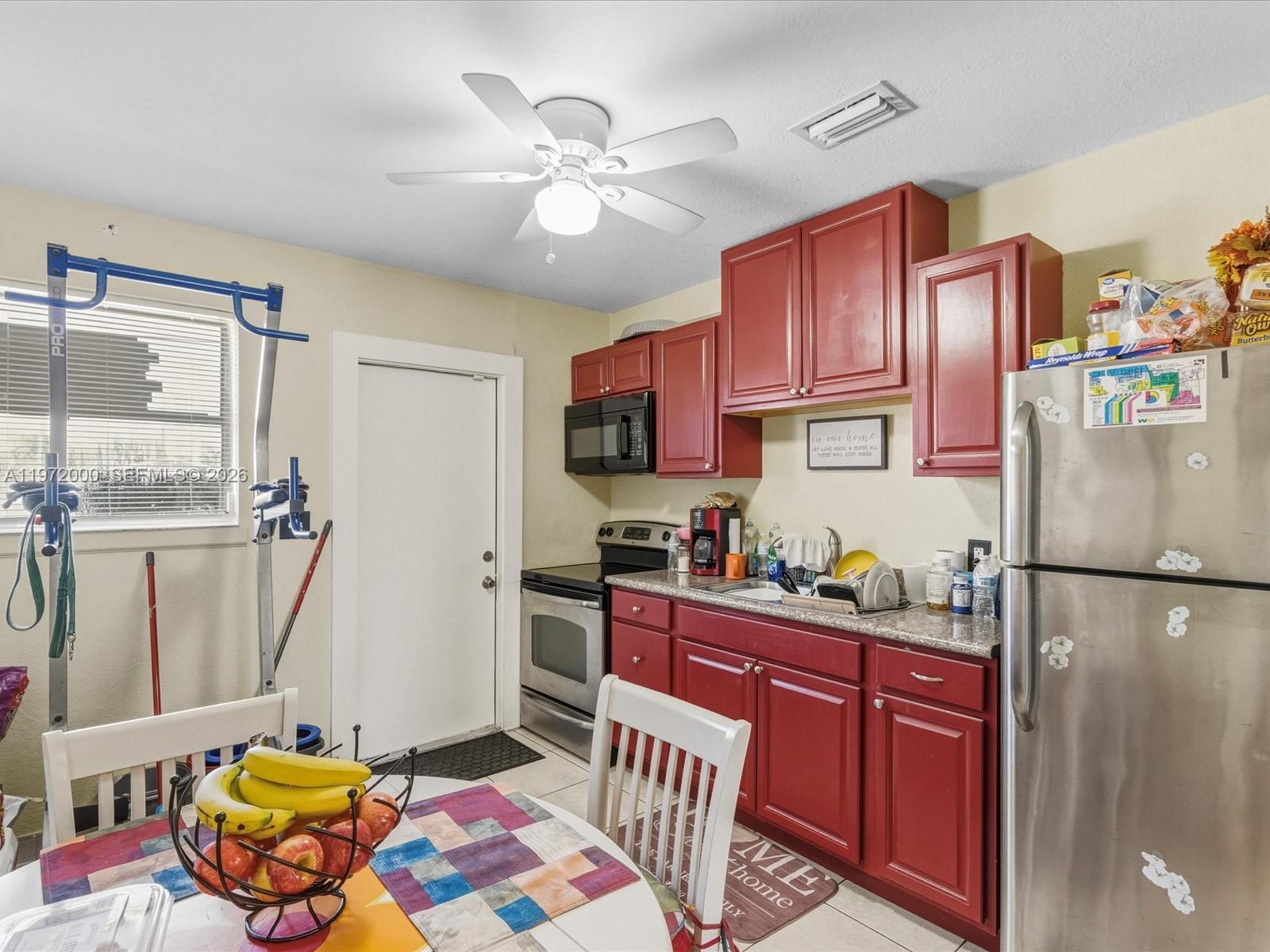   /  3584 sq. ft. $ 2026-02-25 0 foto