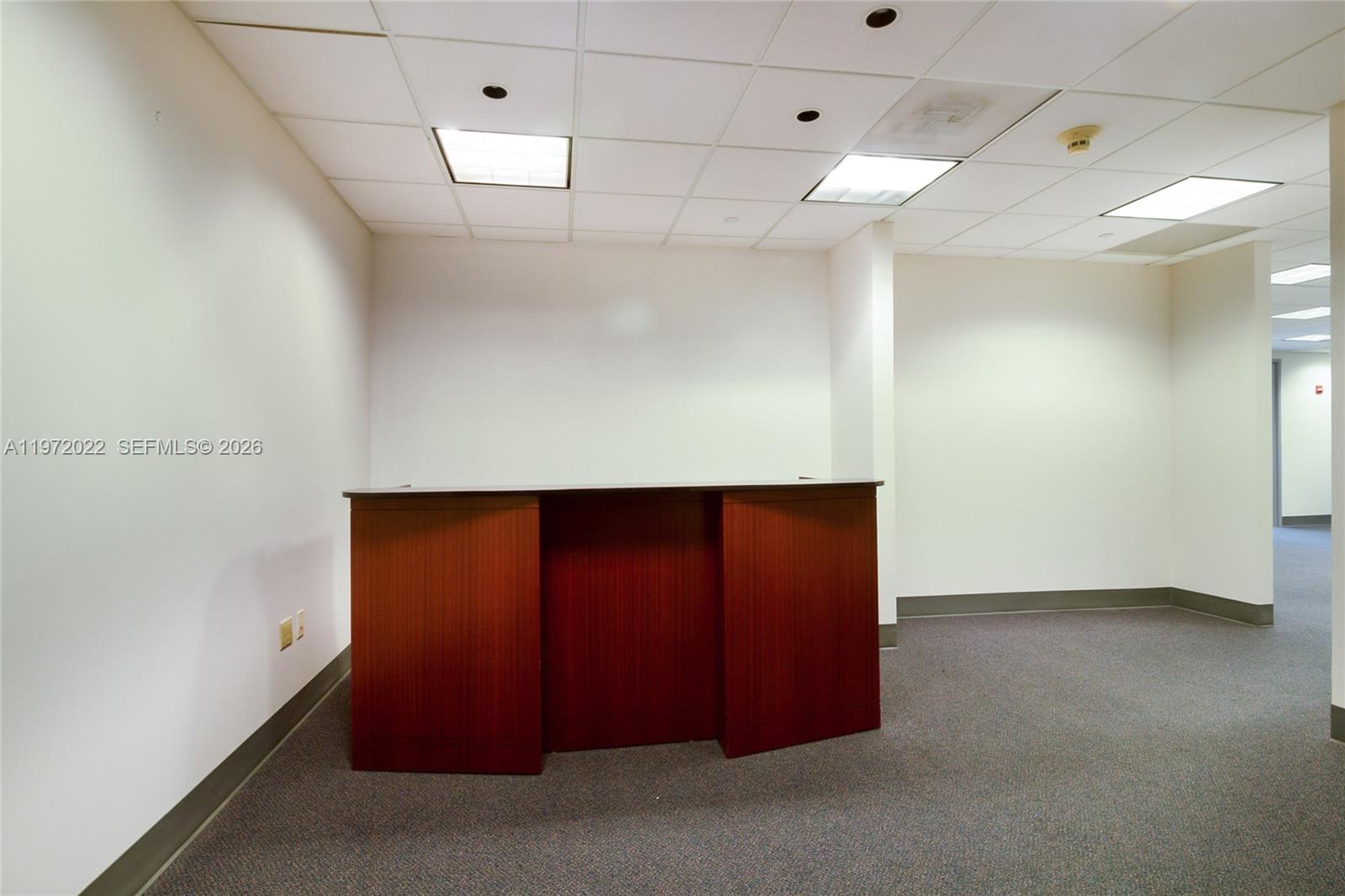 505-B  /   sq. ft. $ 2026-03-12 0 foto