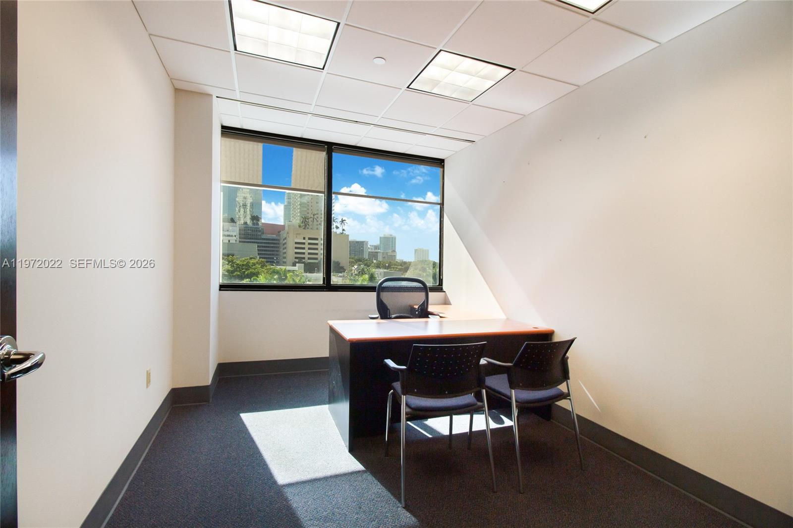 505-B  /   sq. ft. $ 2026-03-12 0 foto