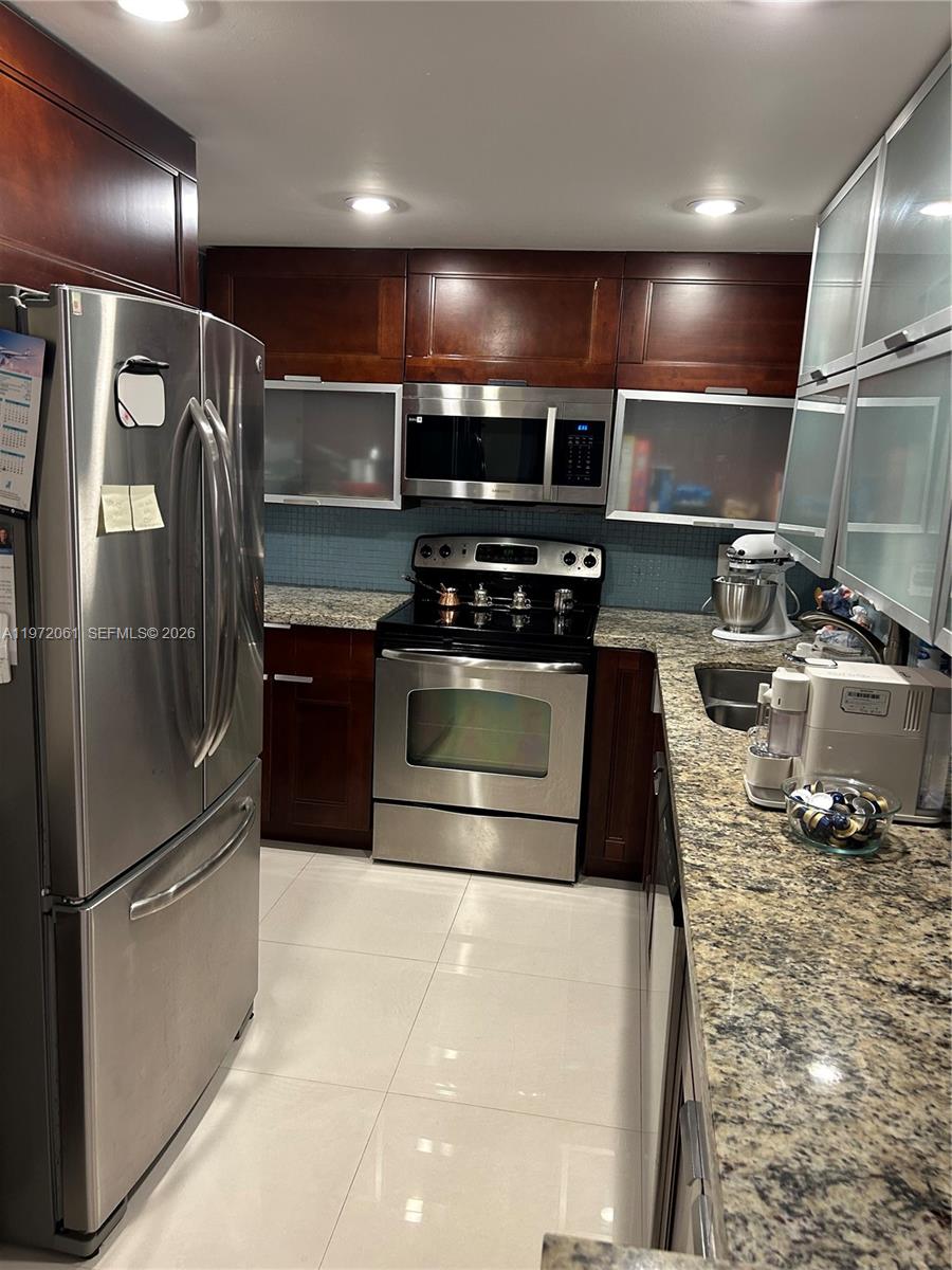 20L 1 / 2 870 sq. ft. $ 2026-02-25 0 Photo