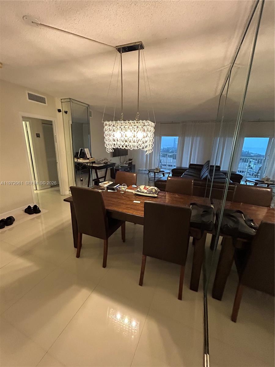 20L 1 / 2 870 sq. ft. $ 2026-02-25 0 Photo