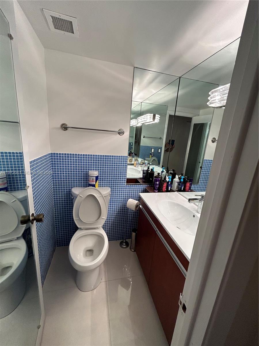 20L 1 / 2 870 sq. ft. $ 2026-02-25 0 Photo