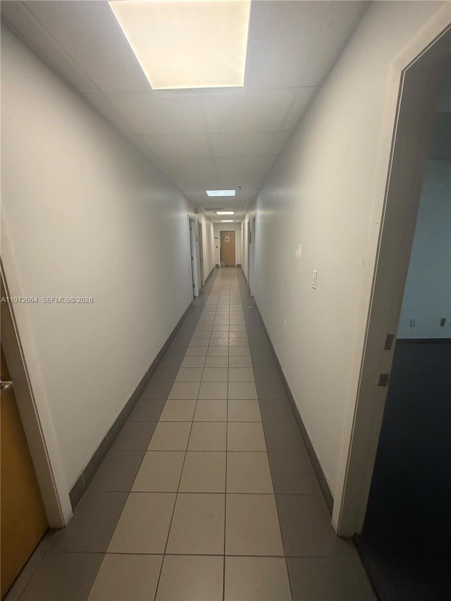 E  /   sq. ft. $ 2026-02-25 0 foto