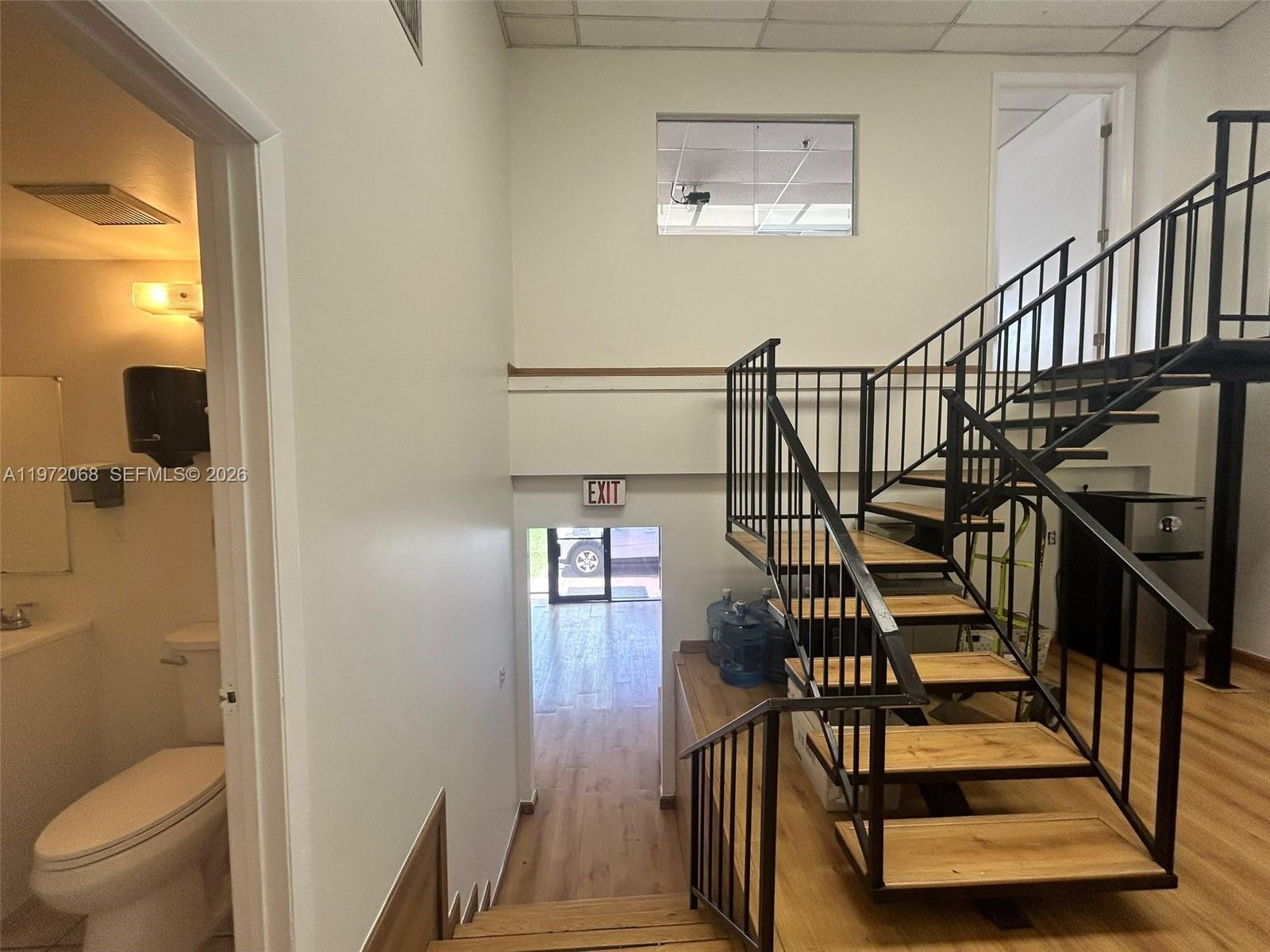 4-1  /   кв.футов $ 2026-02-25 0 Фото