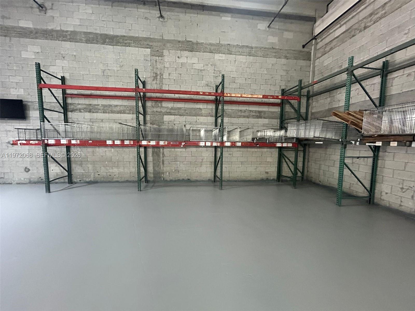 4-1  /   кв.футов $ 2026-02-25 0 Фото