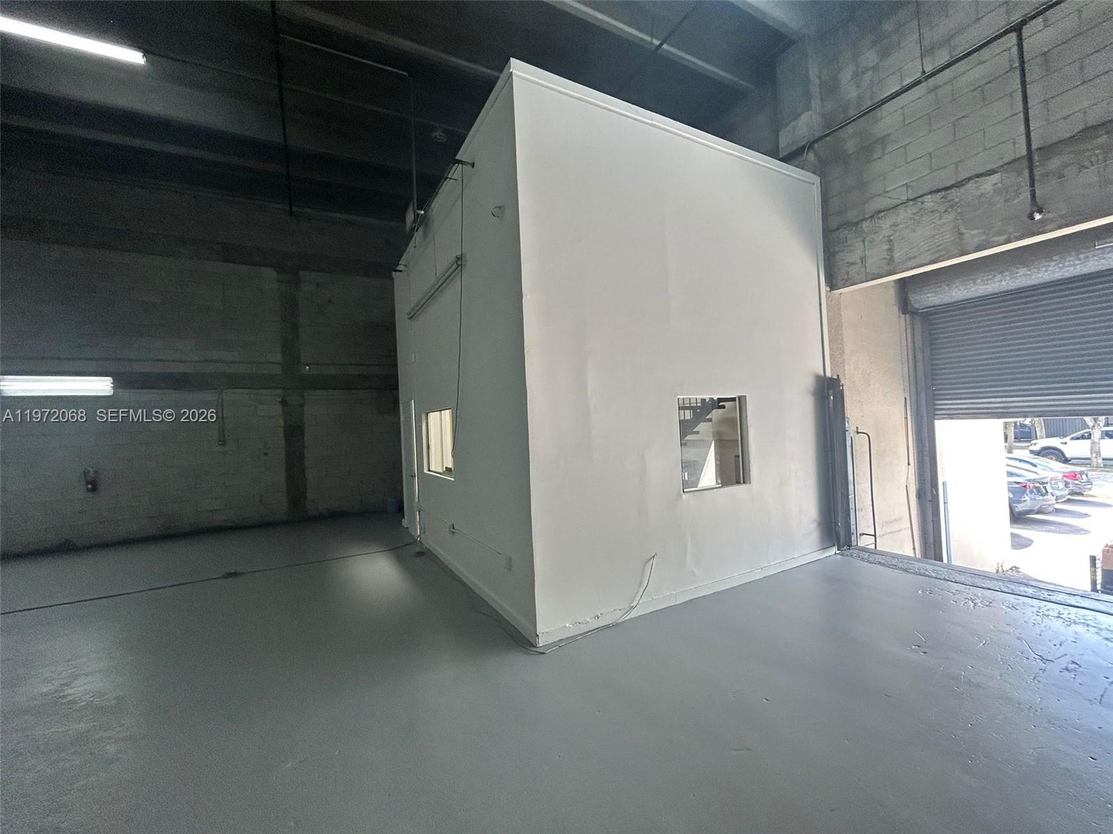 4-1  /   кв.футов $ 2026-02-25 0 Фото