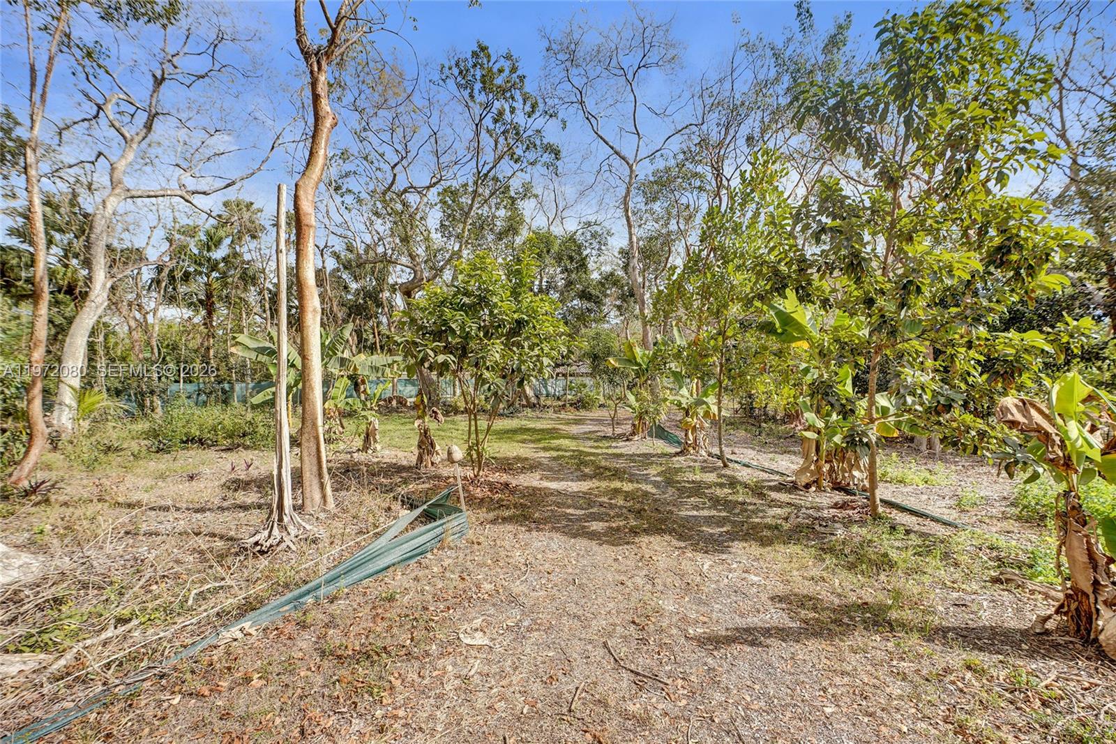   /   sq. ft. $ 2026-02-25 0 foto