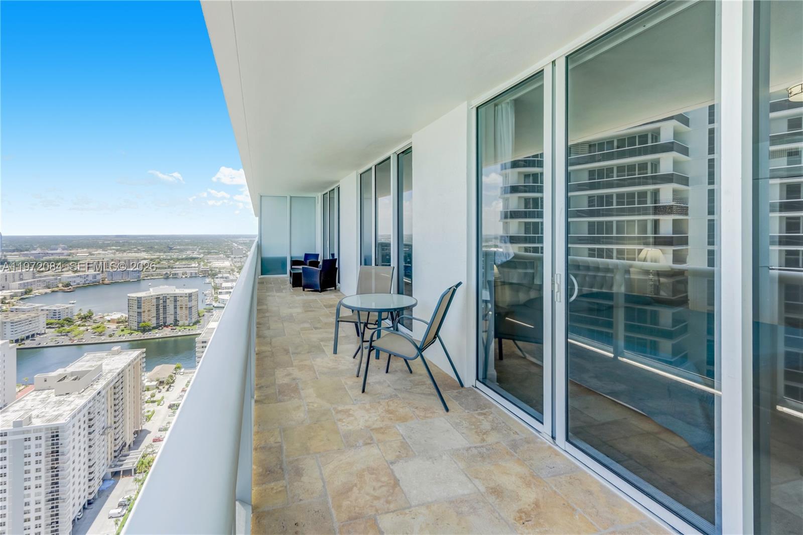 3804 3 / 3 1675 sq. ft. $ 2026-02-25 0 foto