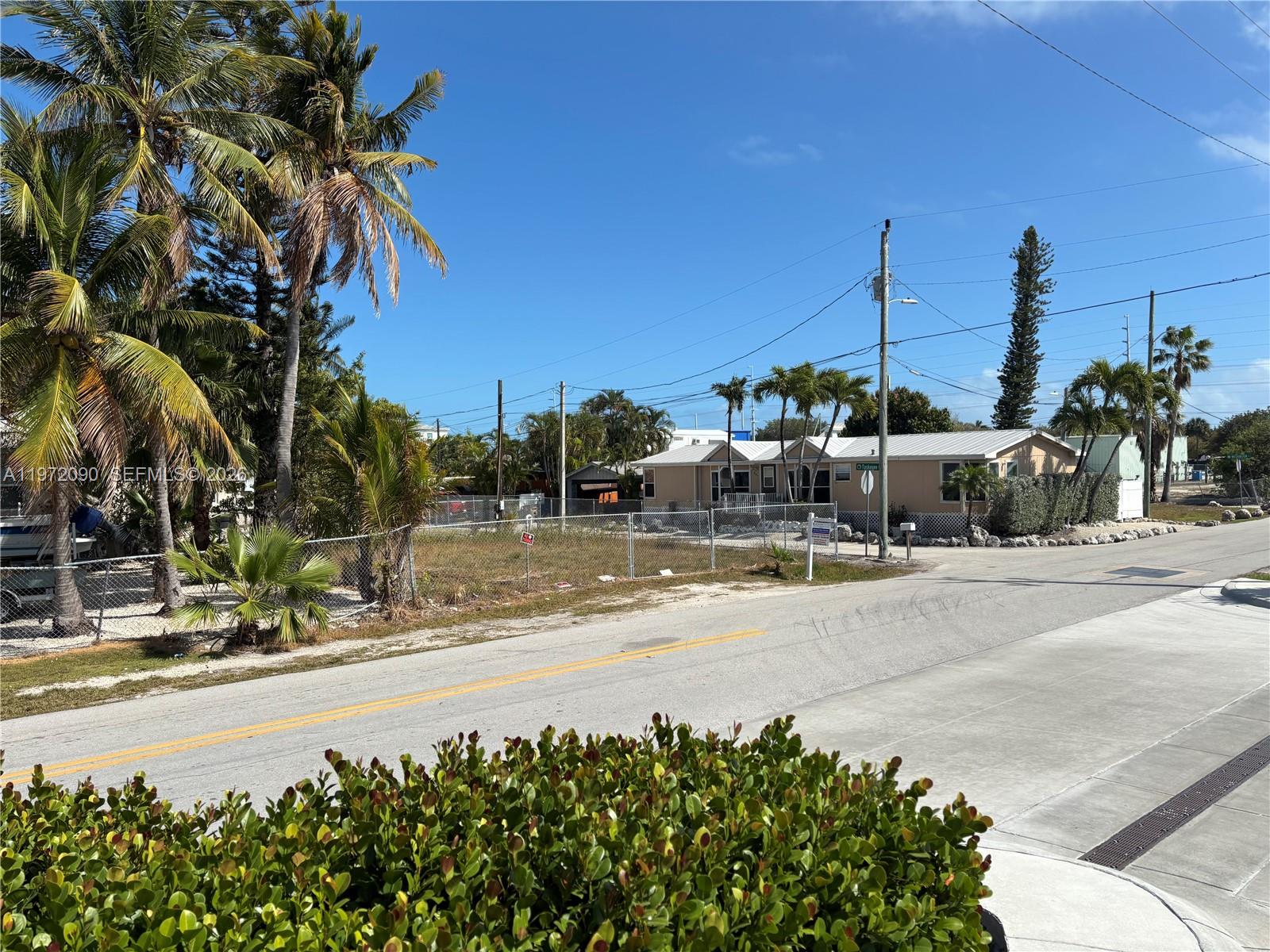   /   sq. ft. $ 2026-02-25 0 foto