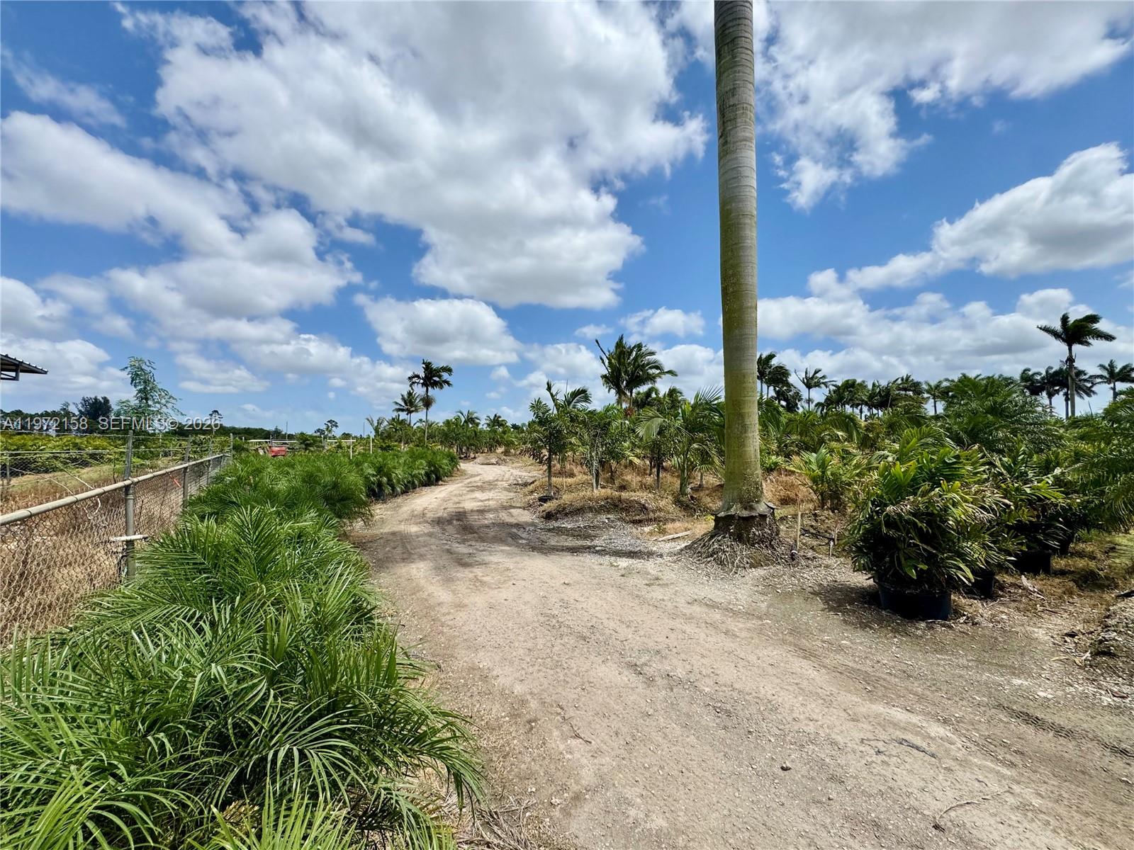   /   sq. ft. $ 2026-02-25 0 foto