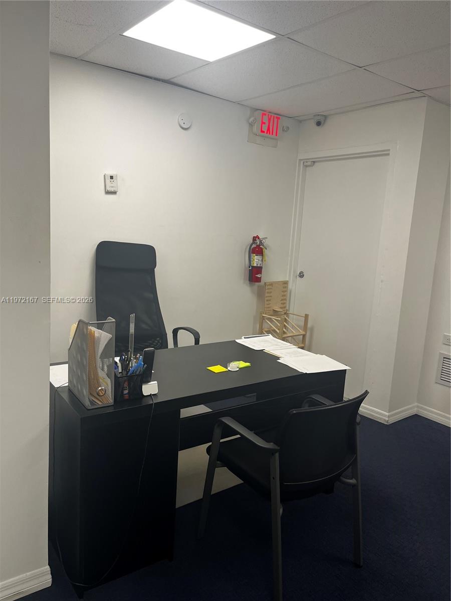 12053  /   кв.футов $ 2026-02-25 0 Фото